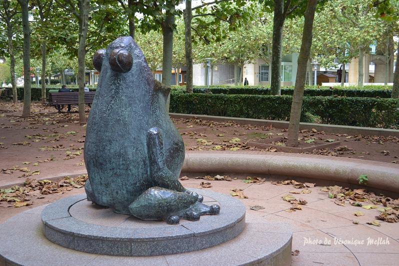 Quartier de la Défense : La fontaine Grenouille