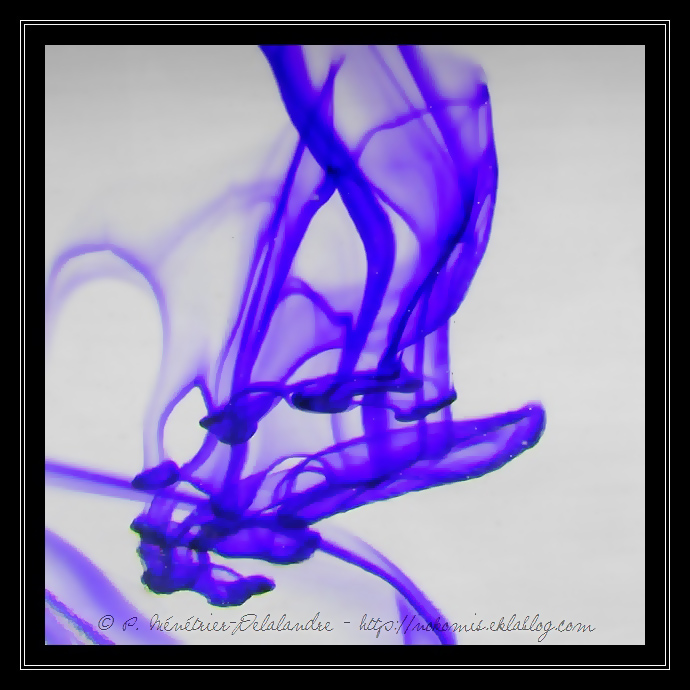 A l'encre de chine