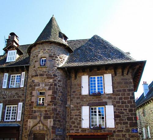 Vic-sur-Cère (Cantal)