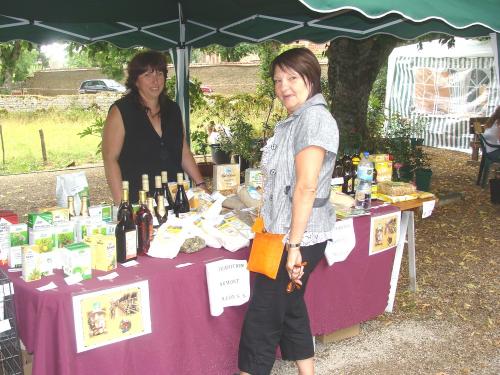 Le marché bio de Fontaines les Sèches
