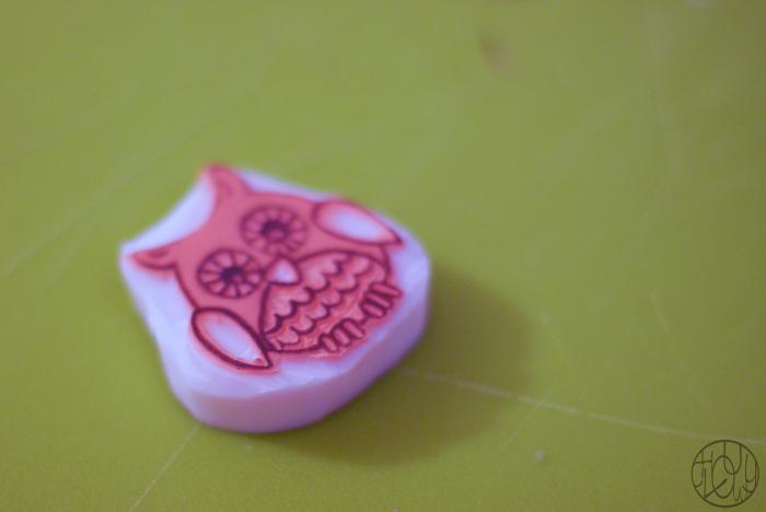 Petit hibou gravé