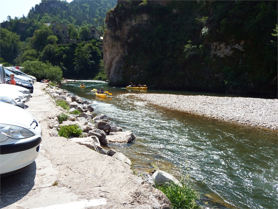 Saint Héminie , le site des canoés-Kayak