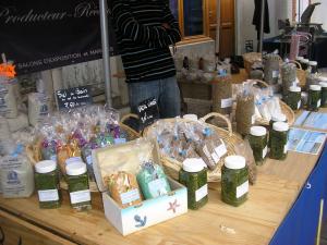Pornic_son_march__aux_halles_005