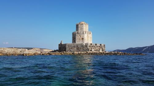De PYLOS à METHONI