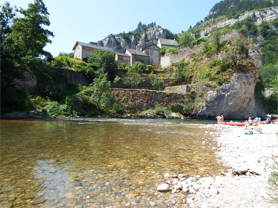 Saint Héminie , le site des canoés-Kayak