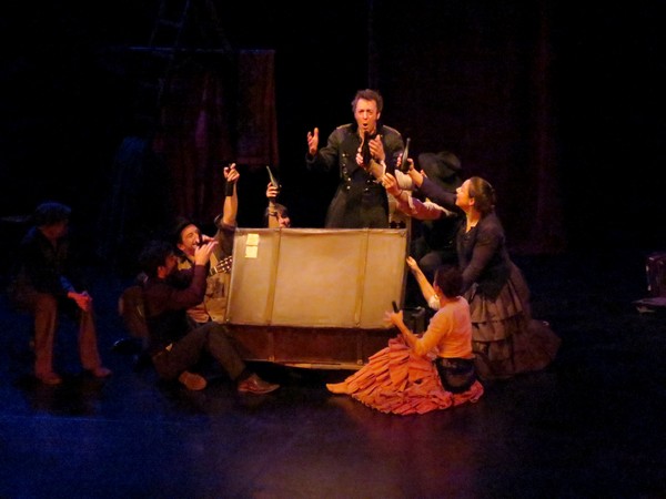 "Ruy Blas" ,la célèbre pièce dramatique de Victor Hugo, a été magnifiquement interprétée par  la Compagnie A2R au Théâtre Gaston Bernard de Châtillon sur Seine 