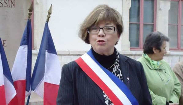 daniele-ponsot-maire-durant-la-ceremonie-photo-michele-fern.jpg