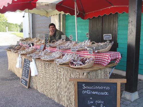 -Des livres au village