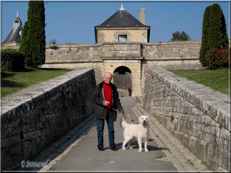 Citadelle de Blaye la Porte Dauphine et le premier pont-dormant