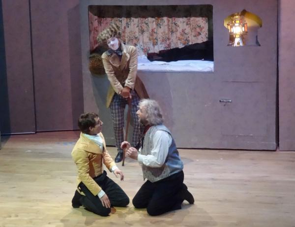 Le Revizor d'après Nicolas Gogol, un truculent spectacle de la Compagnie des Gens