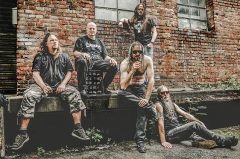 ONKEL TOM - "Ich Finde Nur Metal Geil" (Clip)