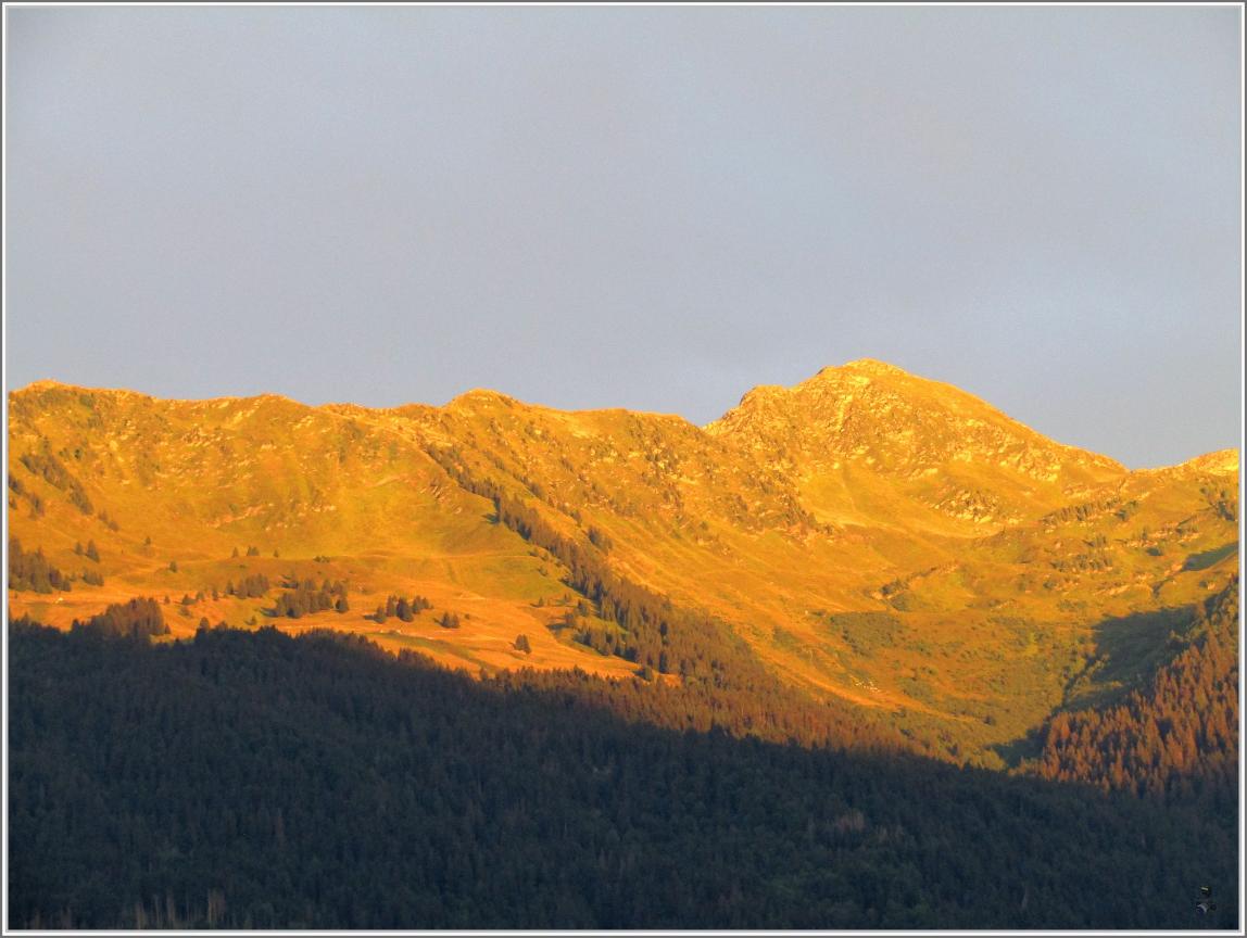 CHEZ NOUS AUSSI IL Y A DU BEAU A VOIR 