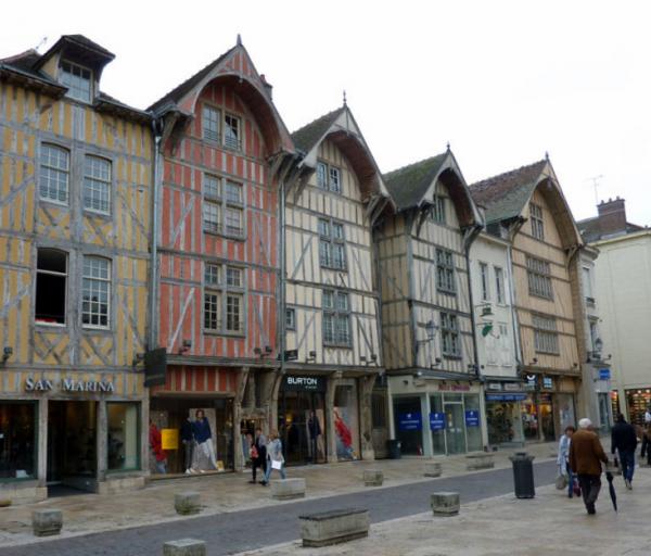 Troyes