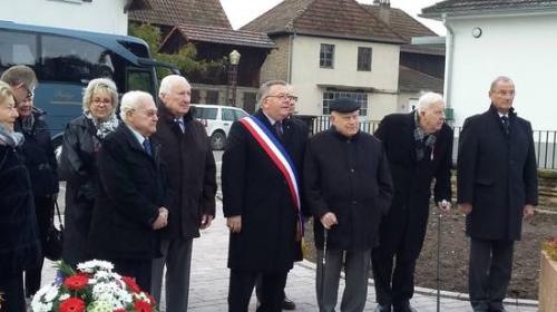 * Commémoration à Strasbourg avec dépôt de gerbes devant le char Zimmer et la plaque du Père Houchet