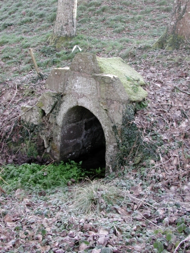 Tréduder, fontaine Saint-Tuder