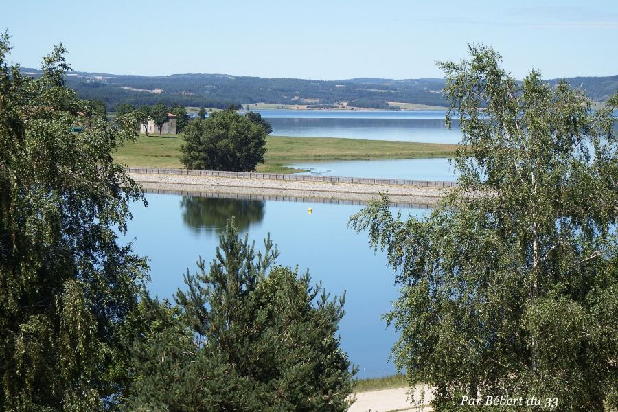 Naussac le lac dept 48 (2)