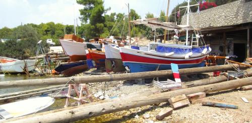 De KOILADHIA à SPETSAÏ