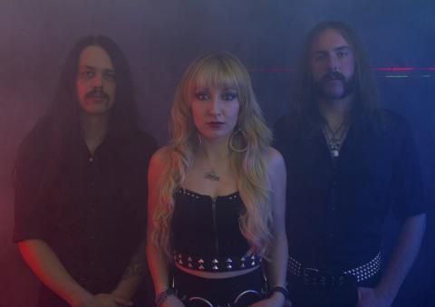 BLOOD STAR - Détails et extrait du premier album First Sighting