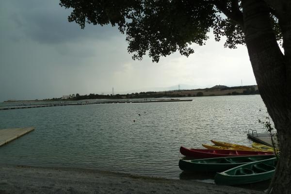 Le lac Polyphytos un peu avant l'orage * Η λίμνη του Πολυφύτου