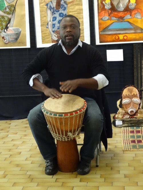 Le beau vernissage du Festival "Cultures sans frontières" de l'Association Châtillon-Scènes...