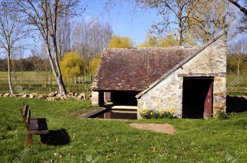 Bourg-le-Roi ( Sarthe )