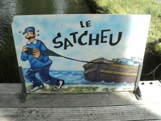 * Le satcheu