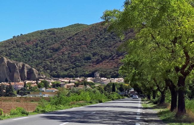 ☻ Vacances 2022 - Le village des Mées et l'Abbaye de Ganagobie
