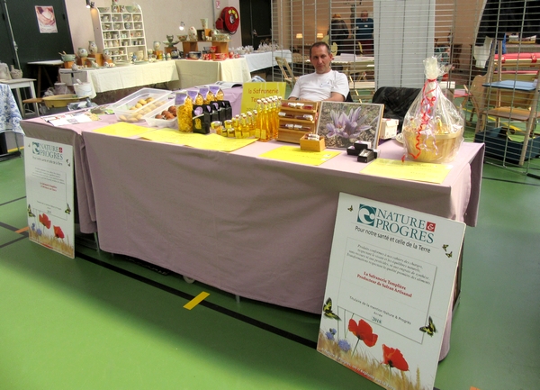 Le salon "Arts et saveurs", organisé par le Lions Club de Châtillon sur Seine, a eu un immense succès salle Luc Schréder...