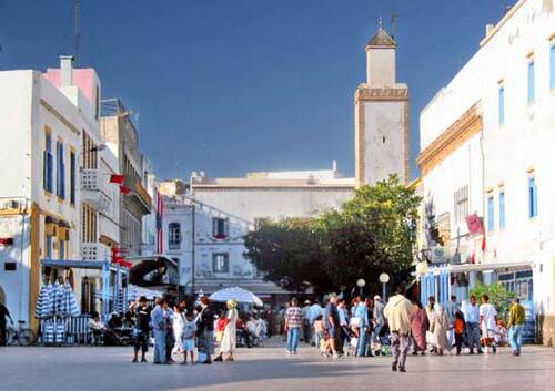Au cœur de l’hiver, dans la puissante lumière d’Essaouira, un rendez-vous avec vous-même transformateur !