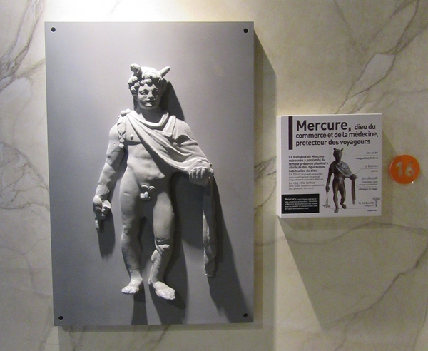 Eric de Laclos a donné une passionnante conférence sur la sculpture au temps des gallo-romains, au Musée du Pays Châtillonnais-Trésor de Vix