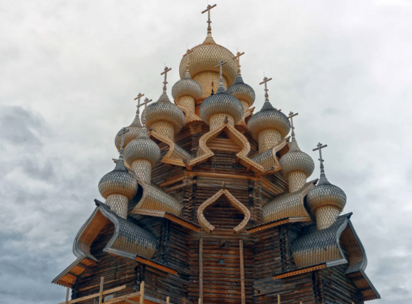 Architecture bizarre. (4 et fin)