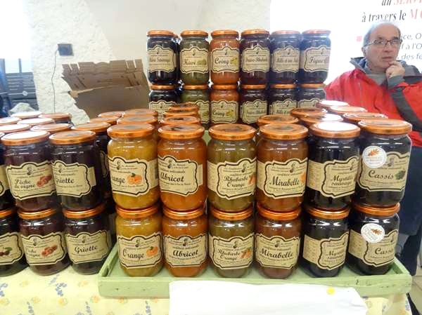 Le marché de Noël 2016 du Zonta-Club Châtillonnais a connu un beau succès...