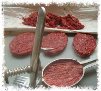 STEAK HACHE,GRATIN DAUPHINOIS,JEUNES POUSSES