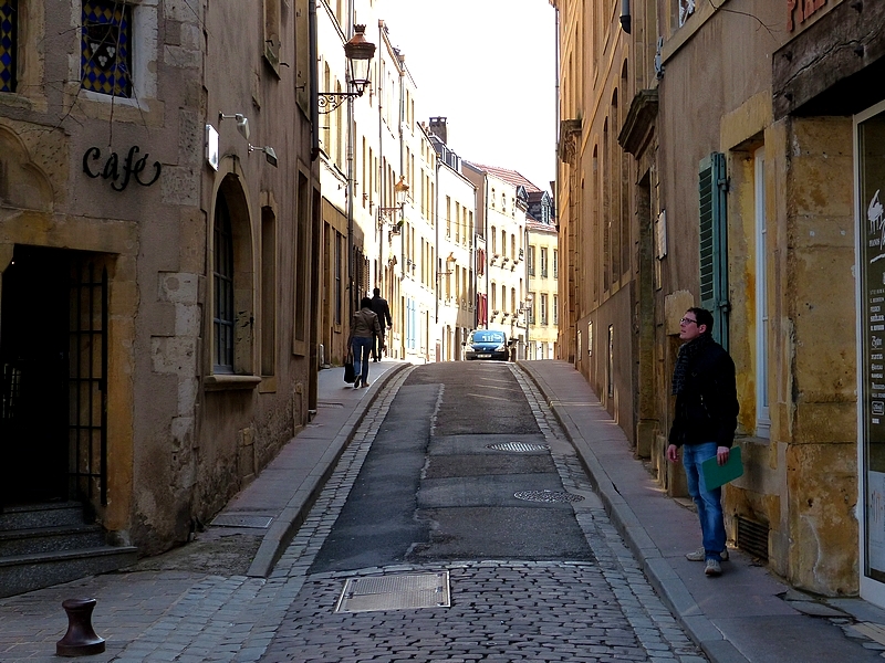 Metz / La Maternité Sainte-Croix devient les Résidences Morlanne... 