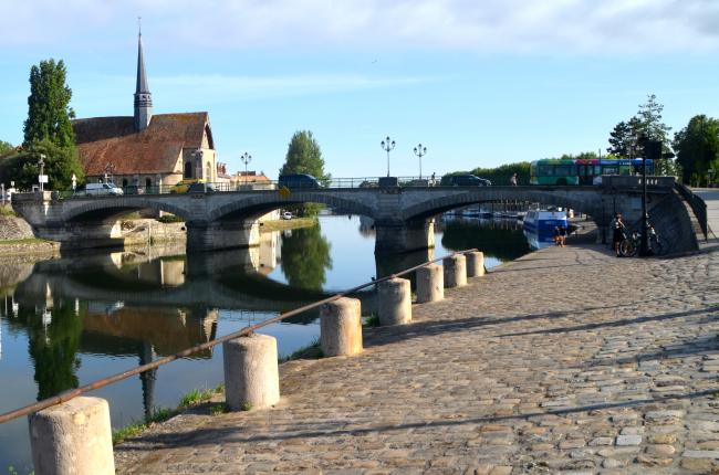 ☻ Escapade entre soeurs en Bourgogne : Jours 3 et 4 - Sens et Ervy-le-Châtel