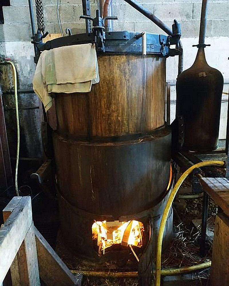  QUE DISTILLE TON A L'ALAMBIC ?