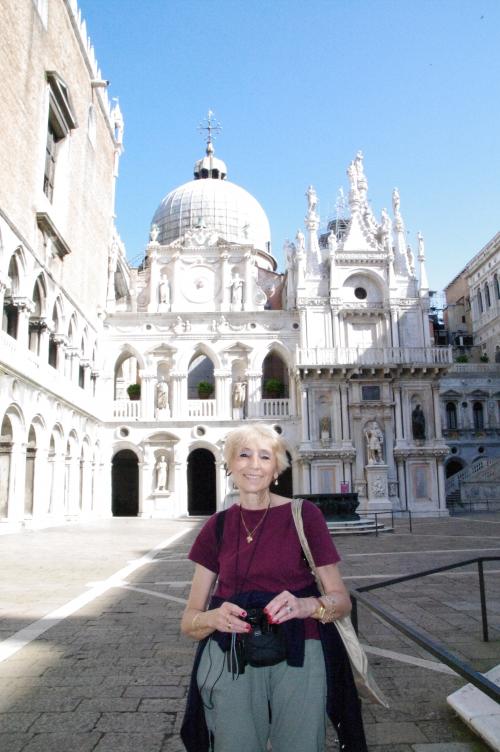 Jacqueline à Venise suite