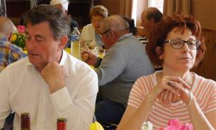 Entre solennité et convivialité