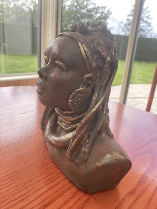 PONIJAO jeune fille de la tribu HIMBA