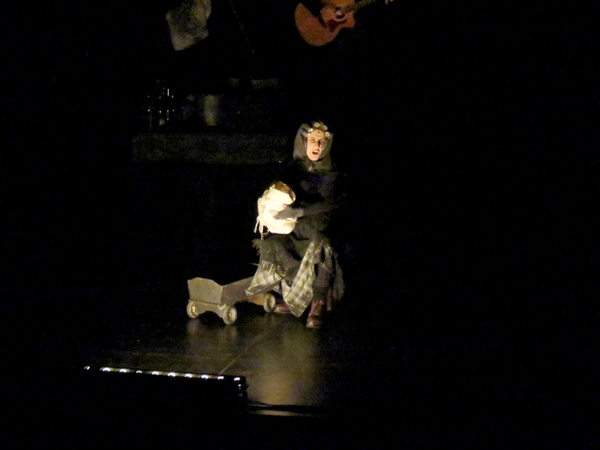 "Misérables" , une comédie musicale d'après le chef d'œuvre de Victor Hugo a enchanté les spectateurs au TGB....