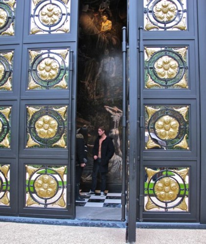 boutique Abercrombie Champs-Elysées porte