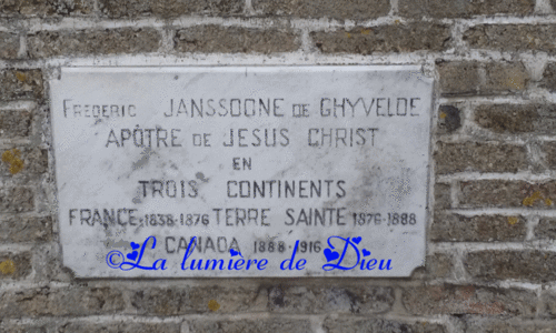 Ghyvelde, stèle du Père Frédéric Janssoone