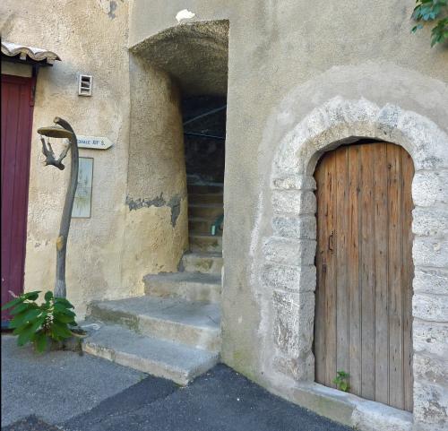 ☻ Vacances 2022 à Saint-Martin-les-Eaux : visite de Sisteron