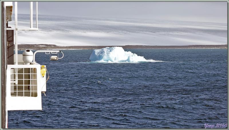 Navigation autour de l'île Storøya - Svalbard - Norvège