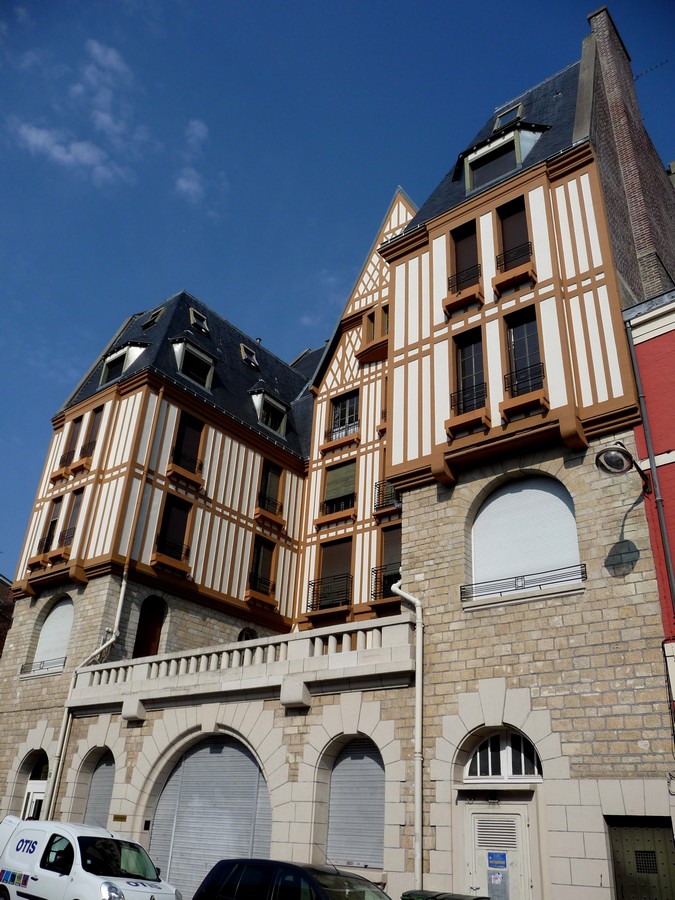 Amiens et ses habitations ...