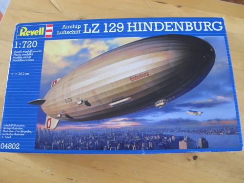 Und gross luftballoon !