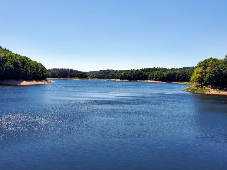 Le lac de Chaumeçon
