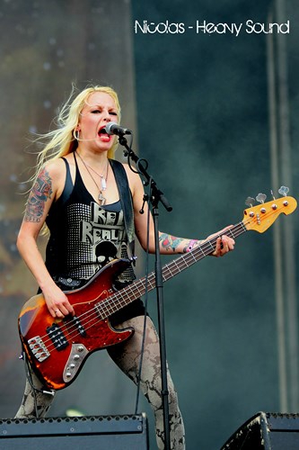 Crucifiedbarbara (2)
