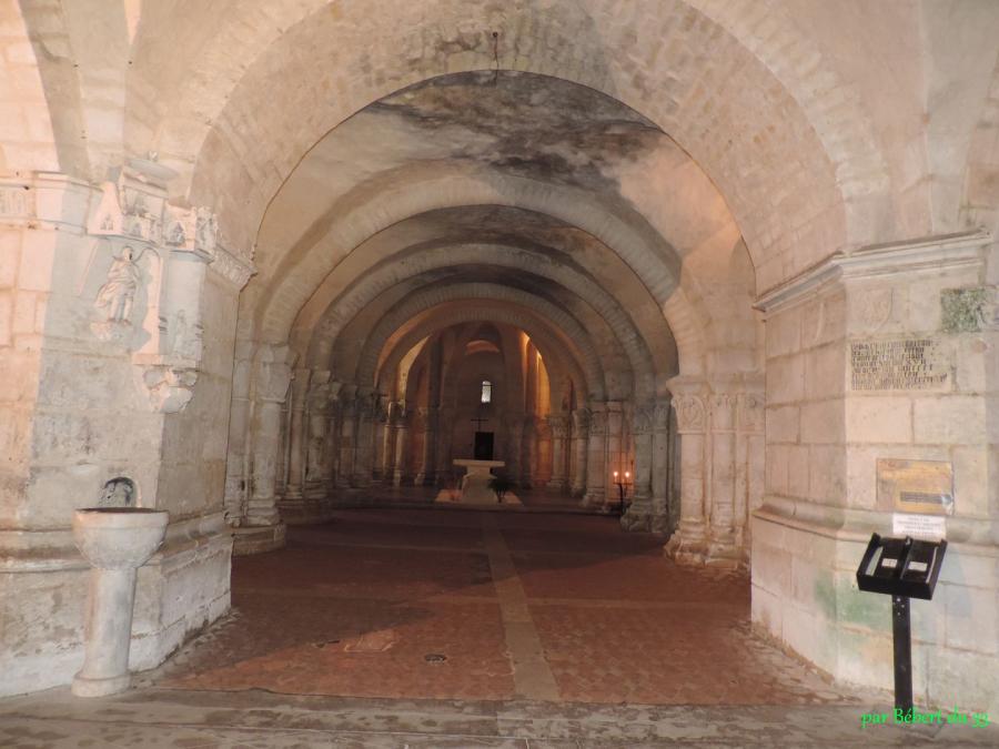 la crypte de St-Eutrope à Saintes