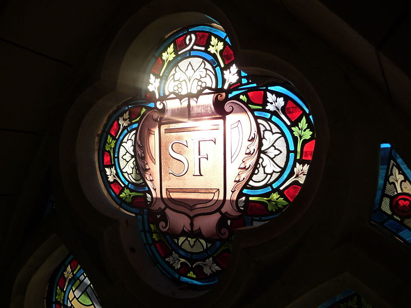 Collegiale-de-cassel02.jpg